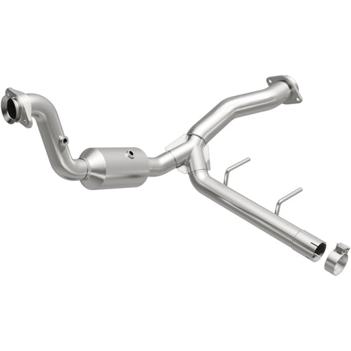 MagnaFlow Conv Direct Fit 15-17 Ford F150 V6 2.7L OEM Underbody Magnaflow Catalytic Converter Direct Fit