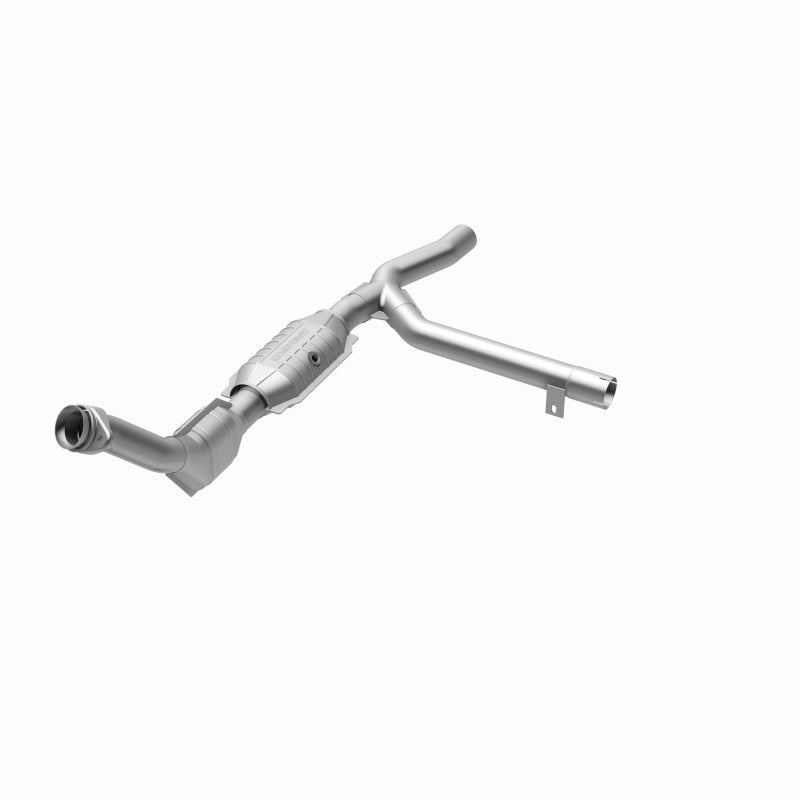 MagnaFlow Conv DF 01 Ford Trucks 4.6L Magnaflow Catalytic Converter Direct Fit