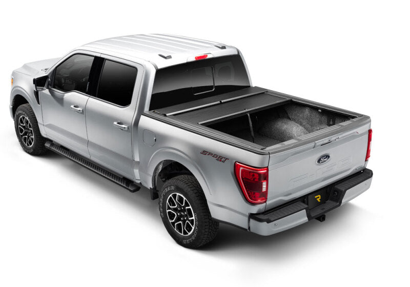Roll-N-Lock 17-19 Ford F-250/F-350 Super Duty SB 80-3/8in A-Series Retractable Tonneau Cover Roll-N-Lock Tonneau Covers - Retractable