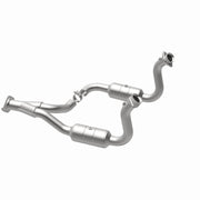Magnaflow Conv DF 08-10 Ford F-250/F-250 SD/F-350/F-350 SD 5.4L/6.8L / F-450 SD 6.8L Y-Pipe Assembly Magnaflow Catalytic Converter Direct Fit