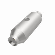 MagnaFlow 2.25 1/O2 CA 4in. Spun Universal Converter Magnaflow Catalytic Converter Universal