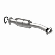 MagnaFlow Conv DF 04-05 Suzuki Forenza 2.0L Magnaflow Catalytic Converter Direct Fit