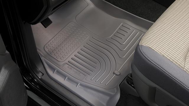 Husky Liners 08-10 Ford SuperDuty Super/Crew Cab WeatherBeater Center Hump Black Floor Liner Husky Liners Floor Mats - Rubber