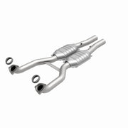 MagnaFlow 97-99 Chevrolet Corvette 5.7L Direct Fit Converter Magnaflow Catalytic Converter Direct Fit
