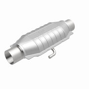 MagnaFlow Universal Catalytic Converter 2.25in Inlet/Outlet Center/Center Oval Rear (California) Magnaflow Catalytic Converter Universal