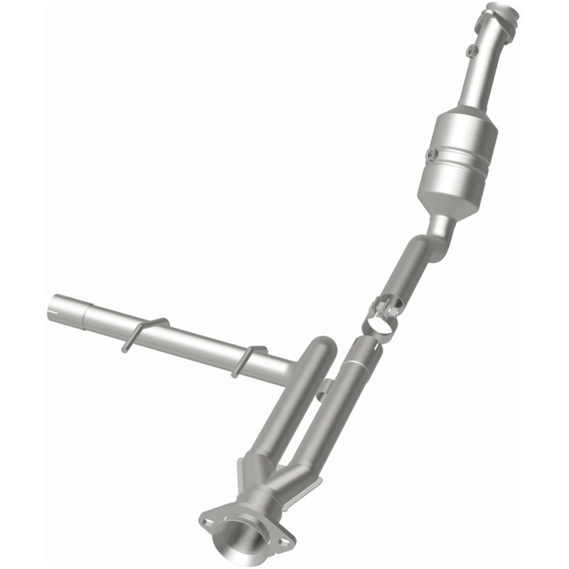 MagnaFlow Direct Fit Catalytic Converter 2011-2014 F-150 3.7L Underbody Magnaflow Catalytic Converter Direct Fit