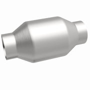 MagnaFlow Conv Univ 2.25inch C/C Met. Magnaflow Catalytic Converter Universal