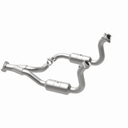 MagnaFlow 08-10 Ford F-350 Super Duty 6.8L Direct Fit Converter Magnaflow Catalytic Converter Direct Fit