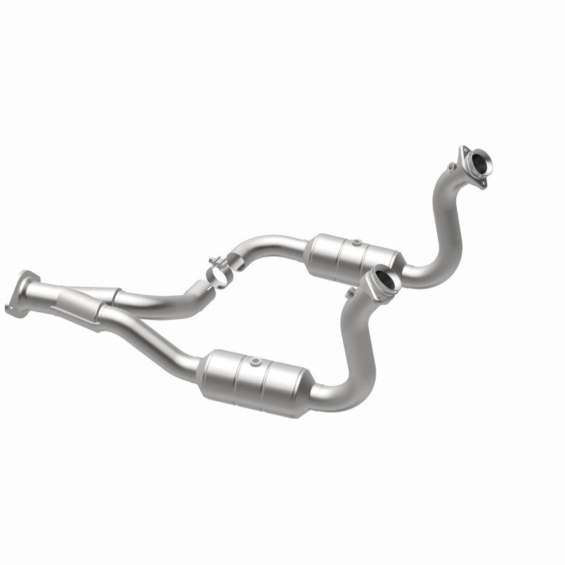 MagnaFlow 08-10 Ford F-350 Super Duty 6.8L Direct Fit Converter Magnaflow Catalytic Converter Direct Fit