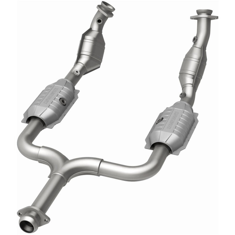 MagnaFlow Direct Fit Catalytic Converter 99-01 Mustang 3.8L 50S Magnaflow Catalytic Converter Direct Fit