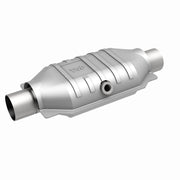 MagnaFlow Universal Catalytic Converter 2.5 Midbed O2 CA OBDII Ul Magnaflow Catalytic Converter Universal
