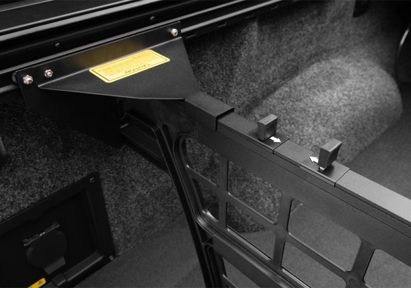 Roll-N-Lock 15-18 Ford F-150 SB 77-3/8in Cargo Manager Roll-N-Lock Cargo Organization