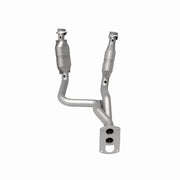 Magnaflow 2005 Ford F-250 Super Duty 6.8L Direct Fit Converter Magnaflow Catalytic Converter Direct Fit