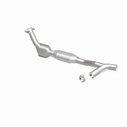 MagnaFlow Direct Fit Catalytic Converter 98 Ford Expedition 5.4L Magnaflow Catalytic Converter Direct Fit