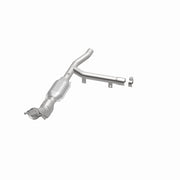 MagnaFlow Direct Fit Catalytic Converter 97-98 Ford Trucks 4.2L Magnaflow Catalytic Converter Direct Fit