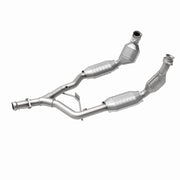 MagnaFlow Direct Fit Catalytic Converter 96-98 Ford Mustang 3.8L Magnaflow Catalytic Converter Direct Fit