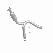 MagnaFlow Direct Fit Catalytic Converter 2009-2010 F-150 4.6 L Underbody Magnaflow Catalytic Converter Direct Fit