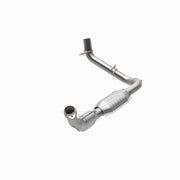 MagnaFlow Direct Fit Catalytic Converter 97-98 Ford Trucks 5.4L Magnaflow Catalytic Converter Direct Fit