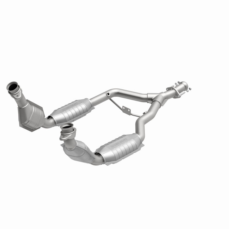 MagnaFlow Direct Fit Catalytic Converter 96-98 Ford Mustang 3.8L Magnaflow Catalytic Converter Direct Fit