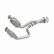 MagnaFlow Direct Fit Catalytic Converter 05-07 Ford F250/F350 5.4L Magnaflow Catalytic Converter Direct Fit