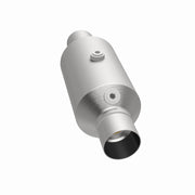 Magnaflow 2.50 w/dual O2 5in. Spun Universal Converter Magnaflow Catalytic Converter Universal