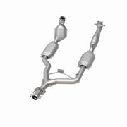 MagnaFlow Direct Fit Catalytic Converter 96-98 Ford Mustang 3.8L Magnaflow Catalytic Converter Direct Fit