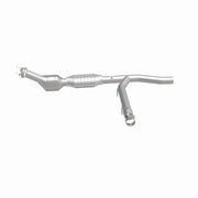 MagnaFlow Direct Fit Catalytic Converter 97-98 Ford Trucks 4.2L Magnaflow Catalytic Converter Direct Fit