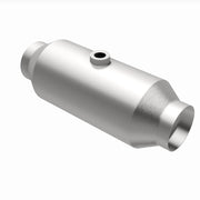 MagnaFlow Universal Catalytic Converter 2.5in CA Spun Mid-Bed Magnaflow Catalytic Converter Universal