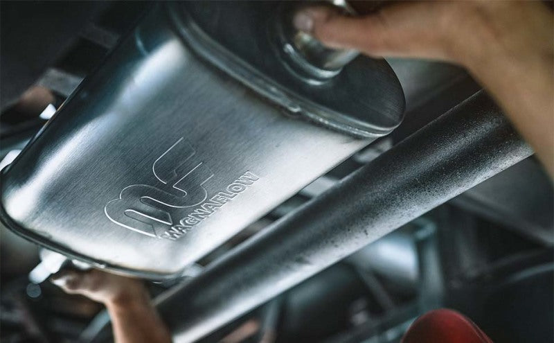MagnaFlow Muffler Mag SS 18X5X8 2.5 O/C Magnaflow Muffler