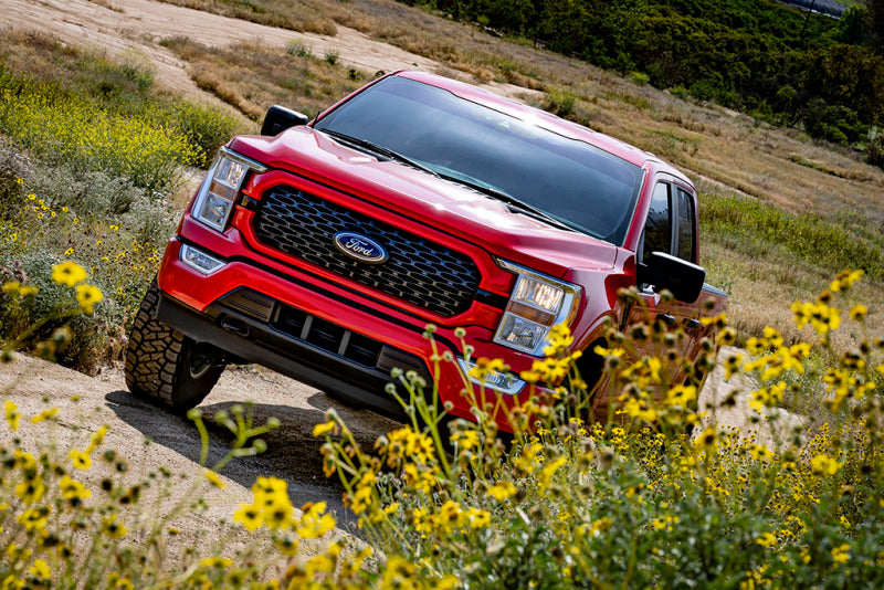 ICON 21-23 Ford F150 4WD 3.5-4.5in Stage 1 Suspension System With Tubular Upper Control Arms ICON Coilovers