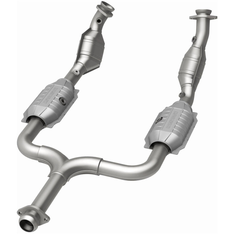 MagnaFlow Direct Fit Catalytic Converter 99-01 Mustang 3.8L 50S Magnaflow Catalytic Converter Direct Fit