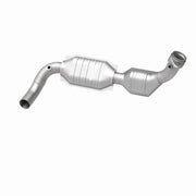 MagnaFlow Direct Fit Catalytic Converter 01-04 Ford F-150 Pickup 5.4L 4WD 4R100 Trans D/S (49 State) Magnaflow Catalytic Converter Direct Fit