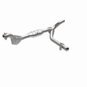 MagnaFlow Direct Fit Catalytic Converter 01 Ford Trucks 4.6L Magnaflow Catalytic Converter Direct Fit