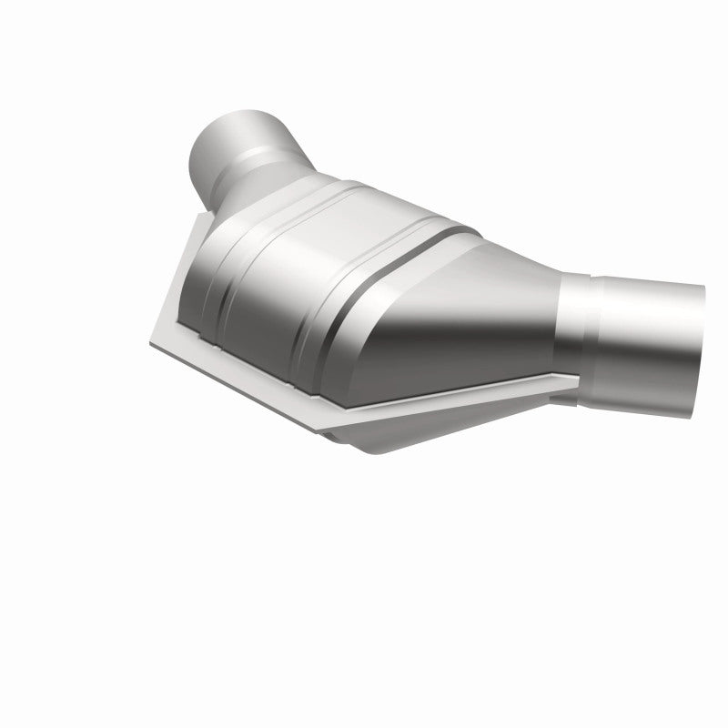 MagnaFlow Universal Catalytic Converter 2.50inch Angled In/Out FED Magnaflow Catalytic Converter Universal