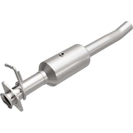 MagnaFlow 16-19 Ford F-650 V10 6.8L Underbody Direct Fit Catalytic Converter Magnaflow Catalytic Converter Direct Fit