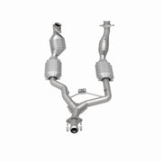 MagnaFlow Direct Fit Catalytic Converter 96-98 Ford Mustang 3.8L Magnaflow Catalytic Converter Direct Fit