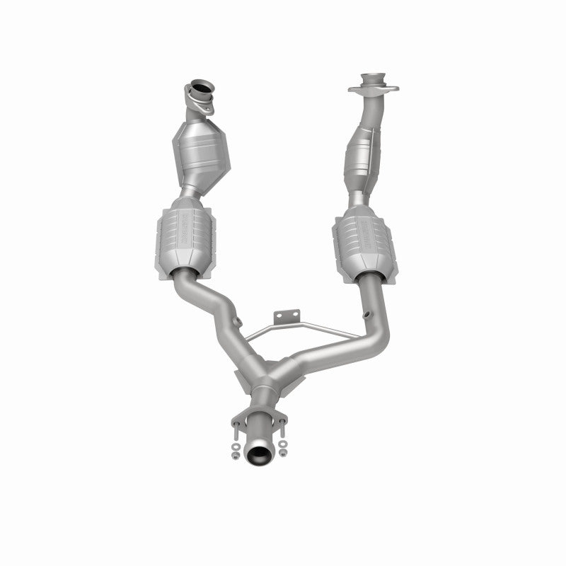MagnaFlow Direct Fit Catalytic Converter 96-98 Ford Mustang 3.8L Magnaflow Catalytic Converter Direct Fit