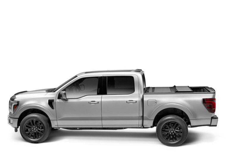 BAK 21-22 Ford F-150 (Incl. 2022 Lightning) BAKFlip MX4 5.7ft Bed Cover - Matte Finish