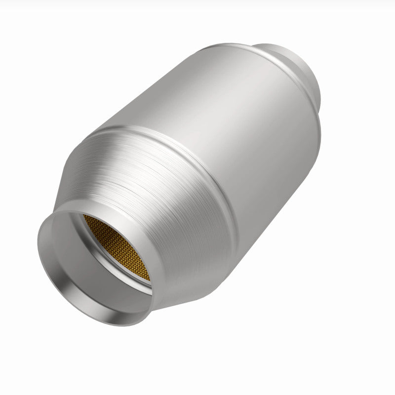 MagnaFlow Conv Universal 2.50 inch C/C CA Pre-OBDII