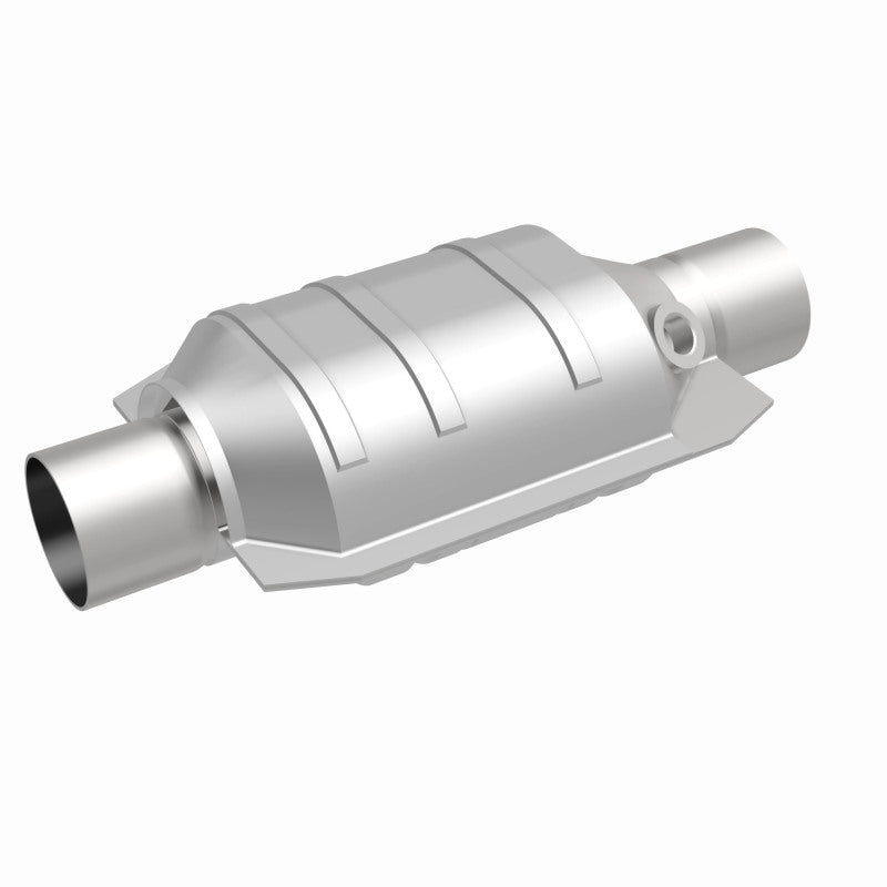 MagnaFlow Conv Univ 3 W/Single O2 Boss Magnaflow Catalytic Converter Universal