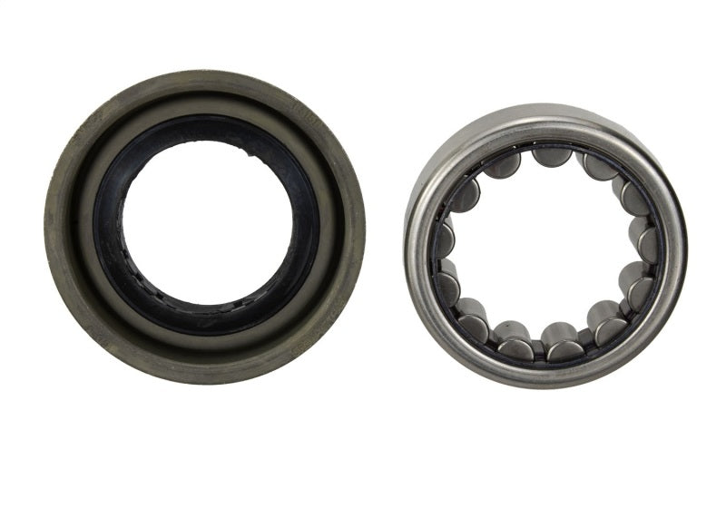 Ford Racing 8.8in Axle Bearing and Seal Kit Ford Racing Axle Seals