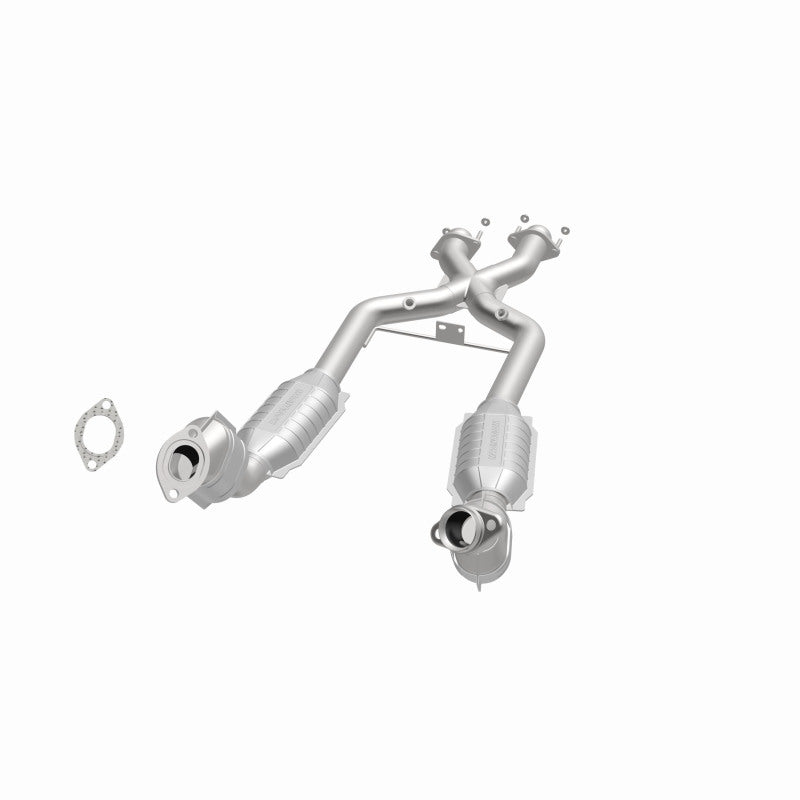 MagnaFlow Conv DF 96-98 Ford Mustang 4.6L Magnaflow Catalytic Converter Direct Fit