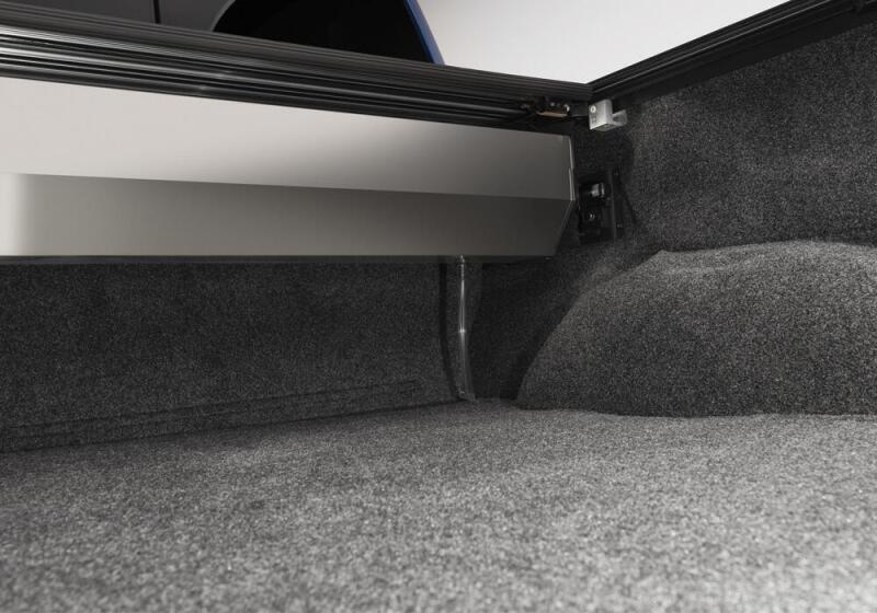 Retrax 15-22 Ford F-150 Super Crew/Super Cab & F-150 Lightning (5.5ft. Bed) Retrax IX Retrax Retractable Bed Covers
