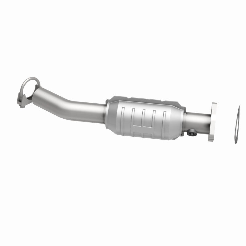 MagnaFlow Conv DF 04-05 Suzuki Forenza 2.0L Magnaflow Catalytic Converter Direct Fit