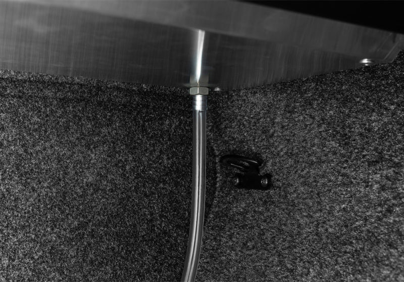 Roll-N-Lock 2021 Ford F-150 67.1in E-Series Retractable Tonneau Cover Roll-N-Lock Tonneau Covers - Retractable