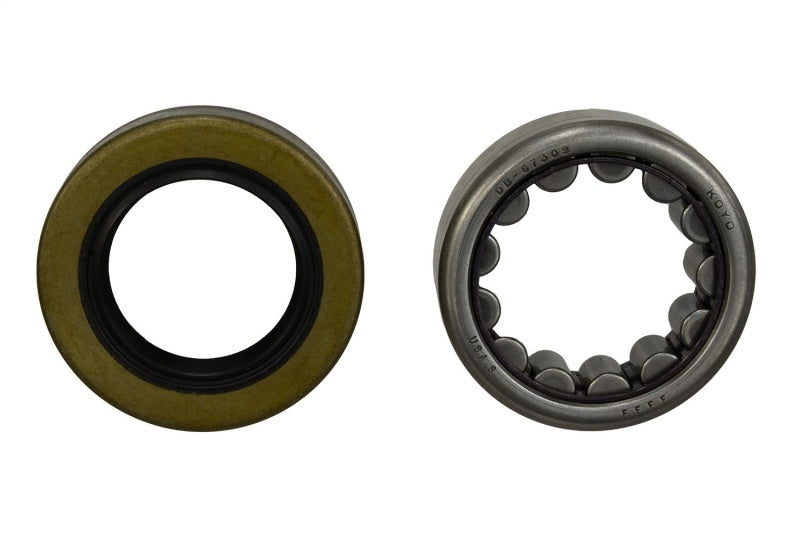 Ford Racing 8.8 Inch Outer Axle Bearing and Seal Kit Ford Racing Axle Seals
