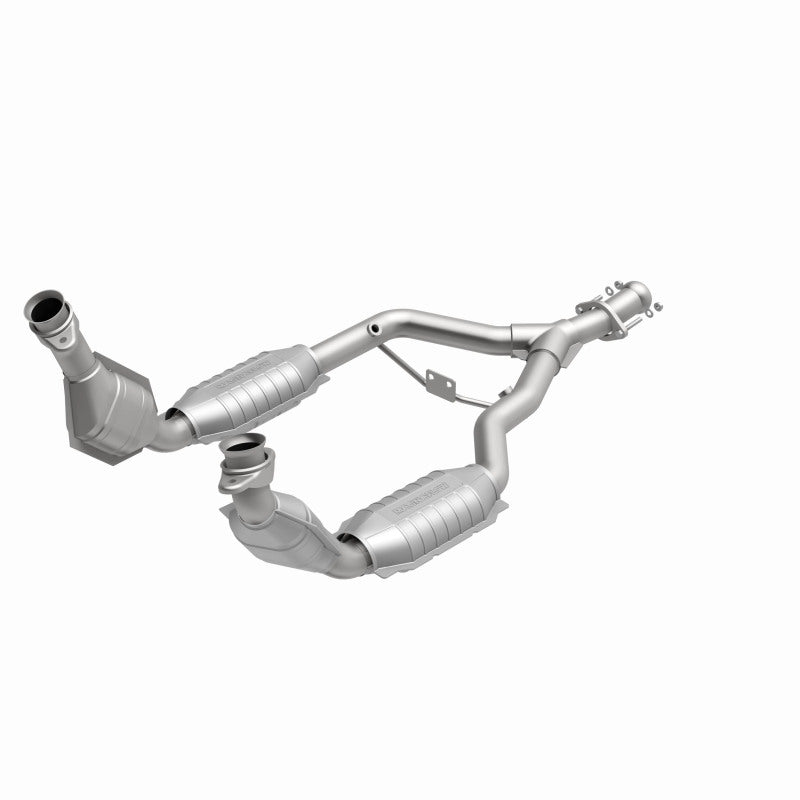 MagnaFlow Direct Fit Catalytic Converter 96-98 Ford Mustang 3.8L Magnaflow Catalytic Converter Direct Fit