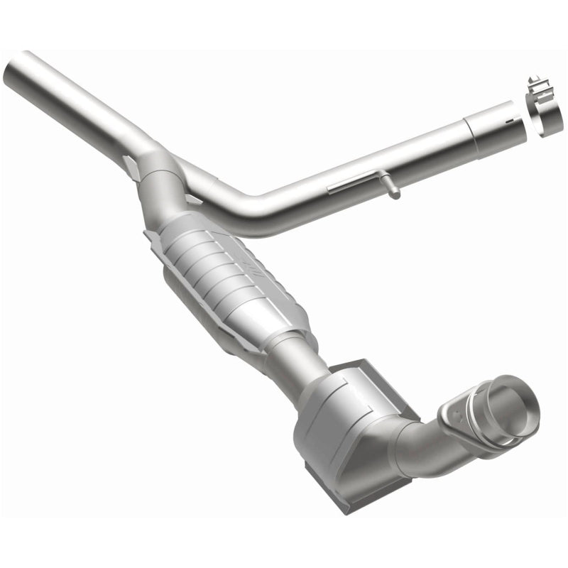 MagnaFlow Direct Fit Catalytic Converter 04-05 Ford F-150 5.4L P/S 2WD (Excl 04 Heritage Edition) Magnaflow Catalytic Converter Direct Fit