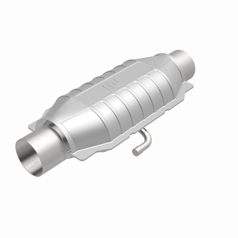 MagnaFlow Universal Catalytic Converter 2.25in Inlet/Outlet Center/Center Oval Rear (California) Magnaflow Catalytic Converter Universal
