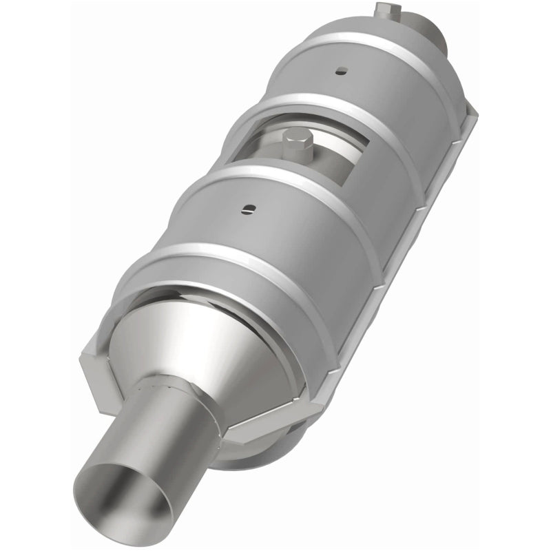 Magnaflow Conv DF 00-05 Ford Excursion / 99-04 F-250 SD / 99-04 F-350 SD (California) Magnaflow Catalytic Converter Direct Fit